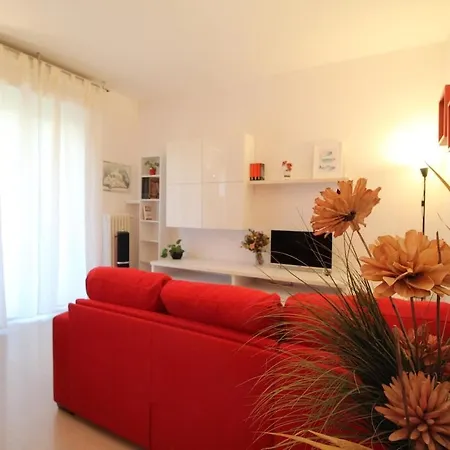 Thelma Funivia-vicino Maggiore E Chiara Apartment Bologna