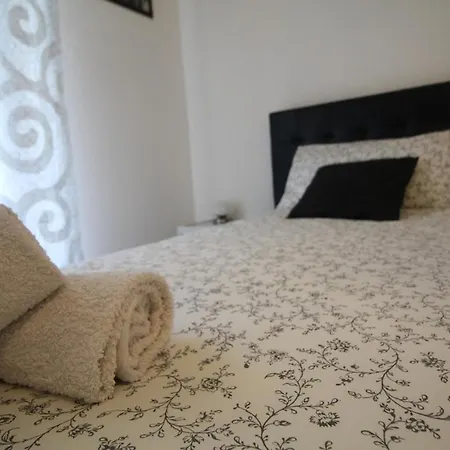 Apartment Thelma Funivia-vicino Maggiore E Chiara *