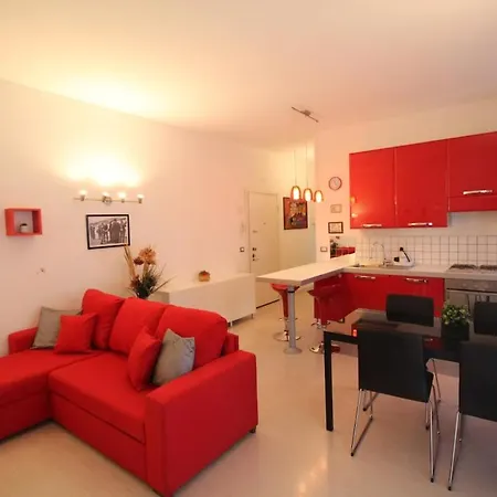 Thelma Funivia-vicino Maggiore E Chiara Apartment